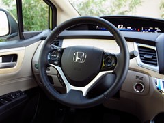 2013款 1.8L CVT豪华版 5座