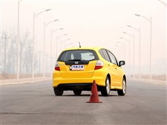 ��������,�ɶ�,2008�� 1.5L �Զ��ſ��˶���,����ʵ��ͼƬ