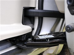 2010款 2.0L 手动豪华型