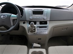 2010款 2.0L 手动豪华型