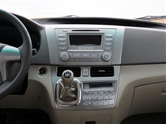 2010款 2.0L 手动豪华型