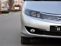 2011款 2.0L 手动尊贵型