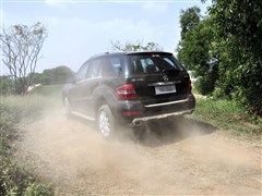 2010�� ML 300 4MATIC