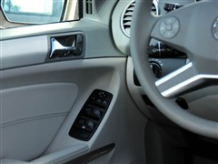 2010�� ML 300 4MATIC