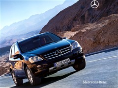 ����M�� 2010�� ML 500 4MATIC