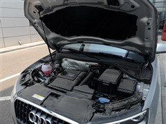 2015�� 30 TFSI ������