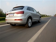 2015�� 30 TFSI ������