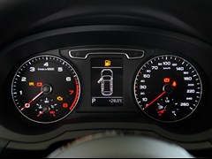 һ-ڰµ,µQ3,2015 35 TFSI ȡ,пطʵͼƬ