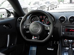 2014�� TT Coupe 45 TFSI ������