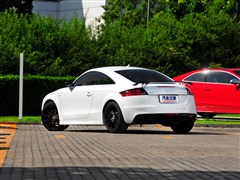 2014�� TT Coupe 45 TFSI ������
