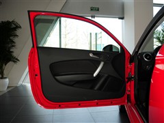 2014�� 30 TFSI ������