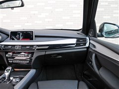 2014�� xDrive50i M�˶���