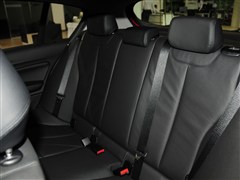 2013�� �Ŀ� 118i ������