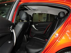 2013�� �Ŀ� 118i ������
