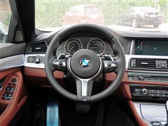 2014�� 528i xDrive M�˶��� ���а�