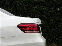 2014 E 300 L
