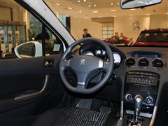 2013款 1.6L 自动舒适版