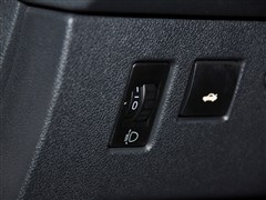 �������,����308,2013�� 1.6L �ֶ�������,�пط�����ʵ��ͼƬ