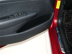 �������,����308,2013�� 1.6L �Զ����г�����ɫ��,��������ʵ��ͼƬ