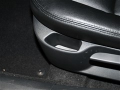 2013款 2.0L 车载互联豪华版