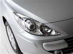 2013款 两厢 1.6L 自动舒适版