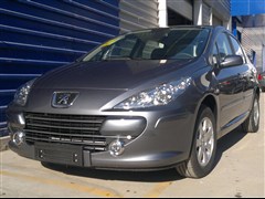 2010款 两厢 1.6L 手动舒适版