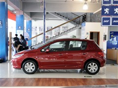 2010款 两厢 1.6L 自动豪华版