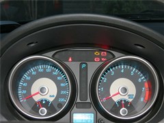 通用别克,凯越,2011款 1.6LX-AT,中控方向盘实拍图片