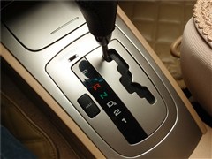 通用别克,凯越,2011款 1.6LX-AT,中控方向盘实拍图片