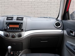 2010  1.5L Զ