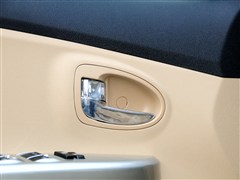 2013款 1.5L 手动豪华型