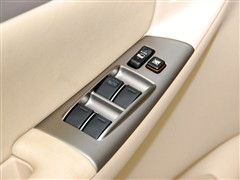 2010 1.6L Զ