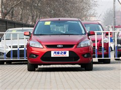2013 ᾭ 1.8L AT