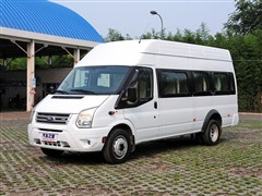 2013款 2.4T柴油普通型后双胎加长轴中顶国III