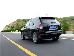 2014款 改款 2.4L 四驱豪华导航版