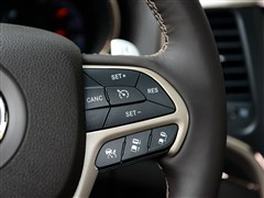 Jeep,大切诺基(进口),2014款 3.0L 旗舰尊悦版,中控方向盘实拍图片
