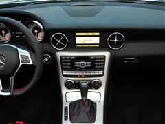 2011�� SLK 200 �����˶���