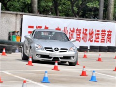 2010�� SLK 200K