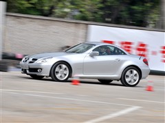 2010�� SLK 200K