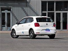 2015 1.6L Զ30