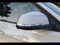 2015�� 320i ʱ����