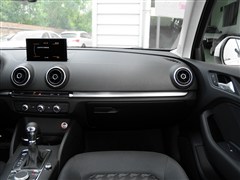 2014�� Limousine 35 TFSI �Զ�ʱ����