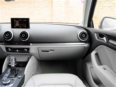 2014�� Limousine 35 TFSI �Զ�������