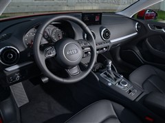 2014�� Limousine 35 TFSI �Զ�������