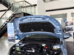2015款 1.6T 自动睿驰版