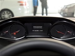 2015款 1.6T 自动睿驰版