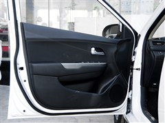 2015�� ���� 1.4L AT GLS