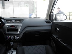 2015�� ���� 1.4L AT GLS