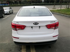 2015�� ���� 1.4L MT TOP