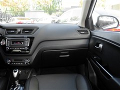 2015�� ���� 1.6L AT Premium